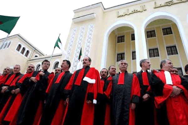 Photo of Objection « sélective » des magistrats pour défendre les leurs