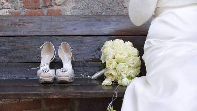 Photo of Petite indélicatesse de societé: La tante et la chaussure de la mariée…