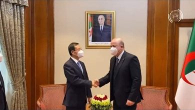 Photo of Visite d’adieu de l’ambassadeur de Chine en Algérie : Entrevue avec le premier ministre
