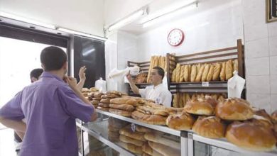 Photo of À Bouira, les boulangers font le pain et…la loi