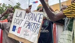 Photo of Le jeu dangereux de la France au Niger