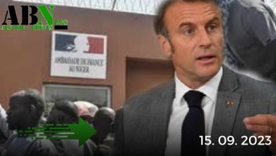 Photo of Emmanuel Macron : «Notre ambassadeur  au Niger est pris en otage…»