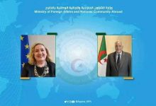 Photo of Attaf reçoit un appel téléphonique de la représentante spéciale de l’UE pour le Sahel